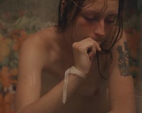 Arielle Holmes nude – Heaven Knows What (2015)