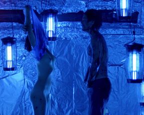 Ashley Judd nude – Bug (2006)