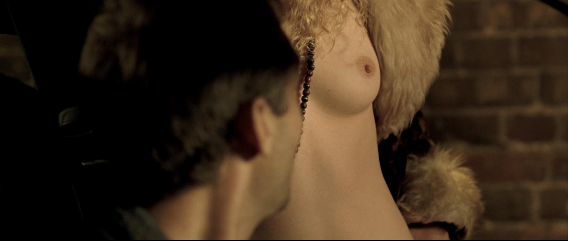 Juliette Binoche nude, Vera Farmiga nude, Robin Wright sexy - Breaking and ...