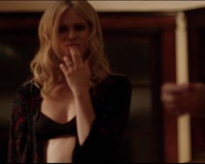 Amanda Fuller nude, Sara Paxton sexy – Cheap Thrills (2013)