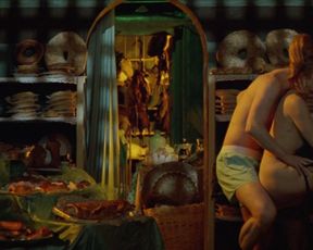 Helen Mirren nude – The Cook, the Thief, His Wife & Her Lover (1989)