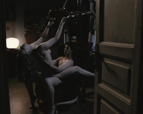 Marinela Butica nude – Buna! Ce faci (2010)