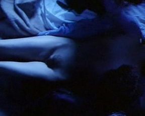 Francesca Neri nude – Dispara! (1993)