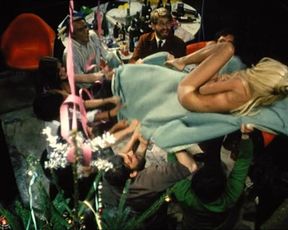 Nathalie Vernier nude, Letitia Sorel nude – L’etreinte (1969)