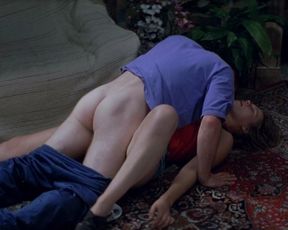 Severine Caneele nude – Humanite (1999)