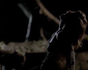 Holliday Grainger sexy – Lady Chatterley’s Lover (2015)