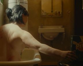 Anna Fischer nude – Aufbruch (2016)