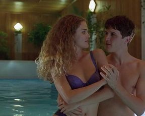 Keri Russell sexy – Mad About Mambo (2000)
