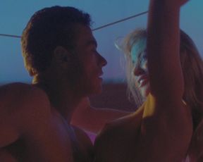 Alonna Shaw nude – Double Impact (1991)