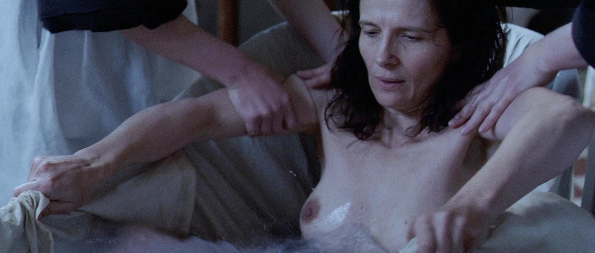 Juliette binoche naked