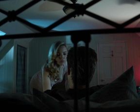 Melissa George sexy – Bag of Bones (2011)