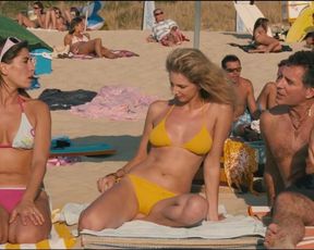 Mathilde Seigner sexy – Camping (2006)