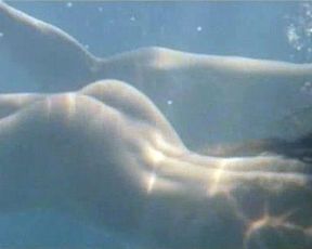 Irina Vinogradova nude, Ekaterina Arkharova sexy – Hotel (2015)