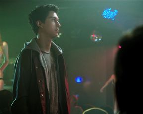 Karrie McClaine nude, Mercy Malick nude – Behaving Badly (2014)