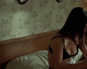 Salma Hayek sexy – Chain of Fools (2000)