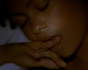 Thandie Newton nude – Besieged (1998)