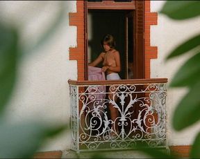 Marie Matheron nude – Le grand chemin (1987)