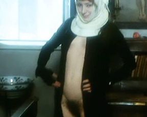 Olivia Pascal nude, Marina Pierro nude, Gina Rovere nude – Interno di un convento (1978)