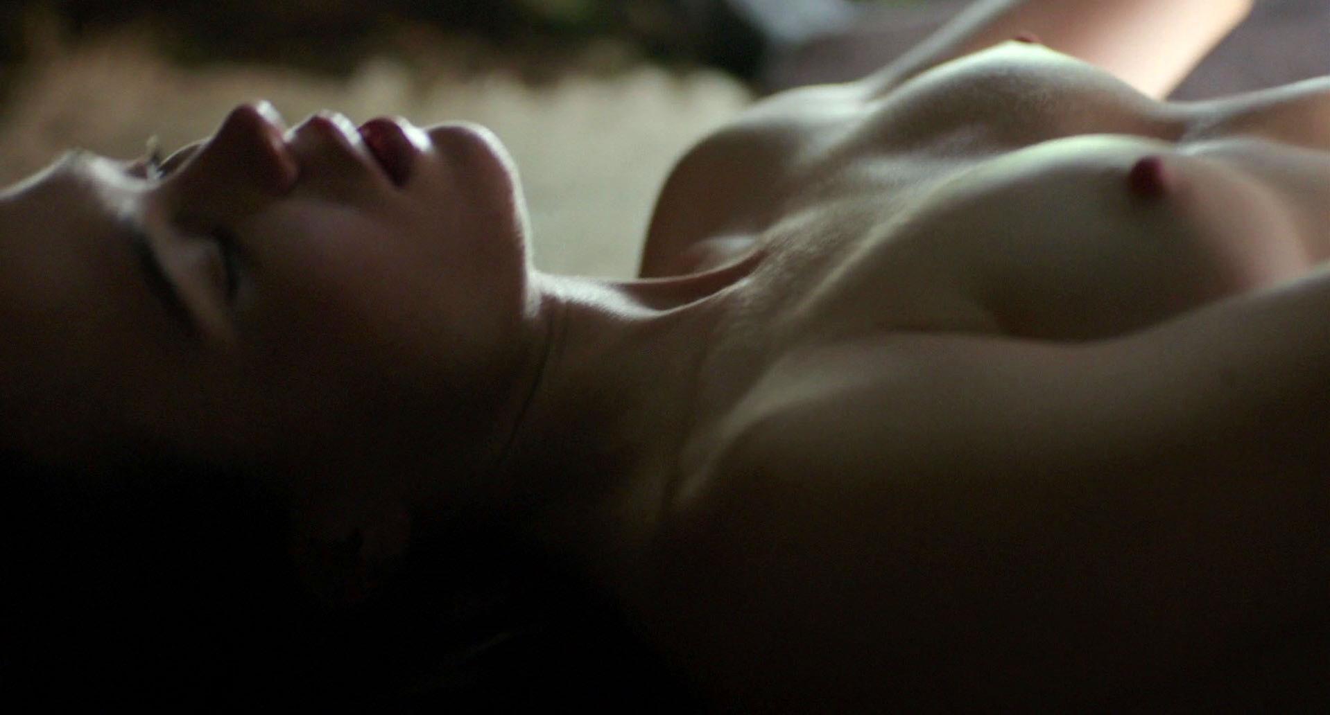 Ellen Page  nackt