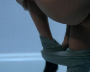 Shannon Elizabeth nude – Jack Frost (1997)