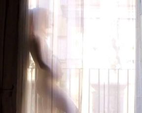 Isabella Ragonese nude – Il Padre d’Italia (2017)