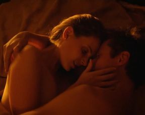 Marie Zielcke sexy – Meine Mutter, meine Manner (2014)