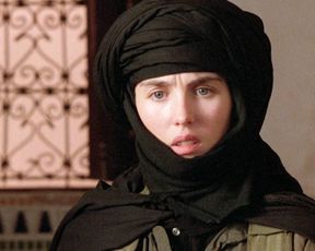 Isabelle Adjani nude – Ishtar (1987)