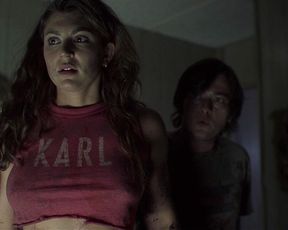 Cerina Vincent sexy – Intermedio (2005)