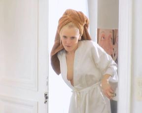 Anna Sherbinina sexy – Coloc-Scopie (2008)