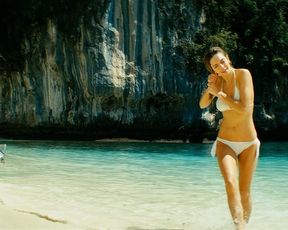 Vera Brezhneva sexy – Jungle (2012)