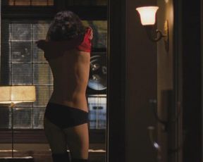 Olga Kurylenko nude – Max Payne (2008)