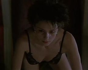 Anouk Grinberg nude – Mon homme (1996)