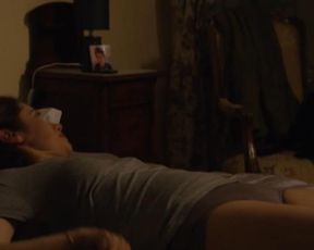 Emmanuelle Devos sexy, Diane Rouxel nude – Moka (2016)