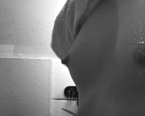 Nellie Benner nude – Crepuscule (2009)