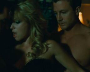 Laura Ramsey sexy – Middle Man (2009)