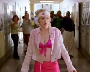 Charlotte Ayanna sexy, Judy Greer sexy, Rose McGowan sexy, Rebecca Gayheart sexy, Julie Benz sexy – Jawbreaker (1999)