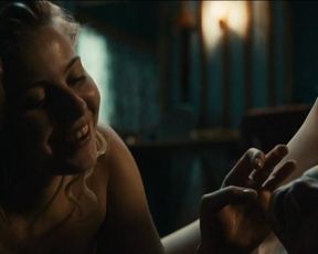 Karolina Staniec nude – Jestem morderca (2016)