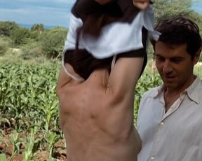 Juliane Kohler nude – Nirgendwo in Afrika (2001)