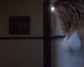 Kim Basinger sexy – No Mercy (1986)