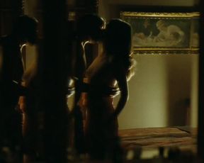 Julie Bernard nude – Rien a declarer (2010)