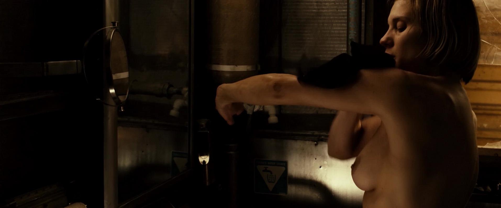Katee Sackhoff  nackt