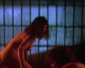 Kathleen Quinlan naked – The Doors (1991)