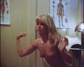 Linnea Quigley, Jacqueline Giroux, Brenda Fogarty naked – Summer Camp (1979)