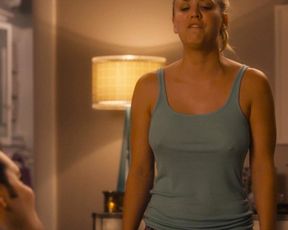 Kaley Cuoco sexy – The Wedding Ringer (2015)
