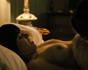 Olivia Luccardi, Kayla Foster nude – The Deuce s01e04 (2017)