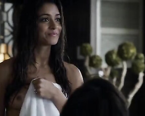 Stephanie Fantauzzi nude – Shameless s02e09-11 (2012)