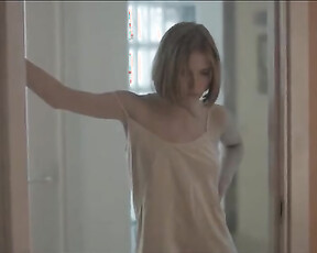 Lukerya Ilyashenko nude – Sladkaya zhizn s01e04 (2014)