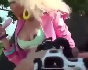 Nicki Minaj nude – Good Morning America (2011)