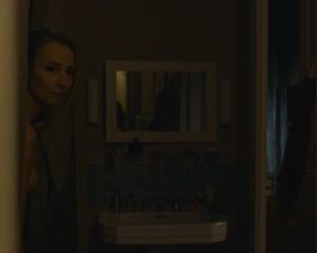 Audrey Lamy, Victoria Olloqui naked – Tout pour etre heureux (2015)