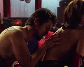 Rose McGowan nude – Planet Terror (2007)